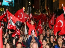 Karşıyaka Cumhuriyet aşkıyla tek yürek!