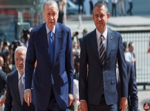 Bir gün arayla İzmir'e geliyorlar!