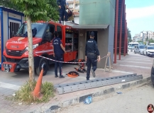 Manisa'da feci ölüm: Asansör ile koruma demirleri arasında sıkıştı