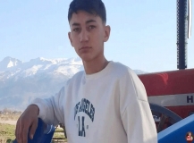 Yolun karşısına geçerken canından oldu!